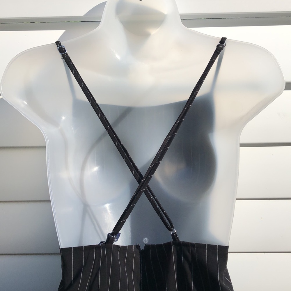 NWT FOREVER 21 pinstriped woven coverall mini dress - Picture 10 of 16